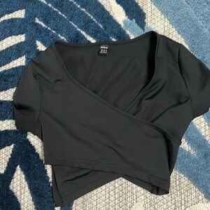 SHEIN cross front crop M
